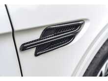 BENTLEY BENTAYGA V8 D FINISHED IN GALCIER WHITE