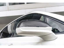 BENTLEY BENTAYGA V8 D FINISHED IN GALCIER WHITE