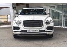 BENTLEY BENTAYGA V8 D FINISHED IN GALCIER WHITE