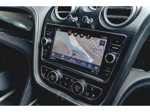 4.0d V8 SUV 5dr Diesel Auto 4WD Euro 6 (s/s) (435 ps)