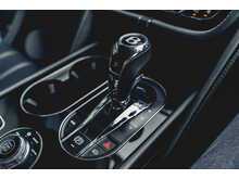 BENTLEY BENTAYGA V8 D FINISHED IN GALCIER WHITE