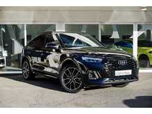 AUDI Q5 Sportback in Mythos Black