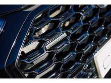 AUDI Q5 Sportback in Mythos Black