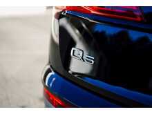 AUDI Q5 Sportback in Mythos Black