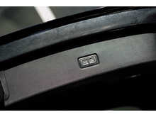 AUDI Q5 Sportback in Mythos Black