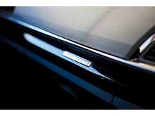 AUDI Q5 Sportback in Mythos Black