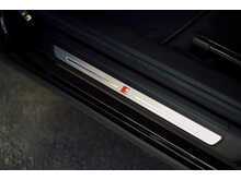 AUDI Q5 Sportback in Mythos Black