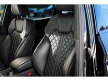 AUDI Q5 Sportback in Mythos Black