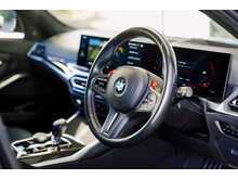 BMW M3 TOURING IN BLACK SAPPHIRE (METALLIC)