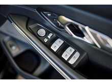 BMW M3 TOURING IN BLACK SAPPHIRE (METALLIC)