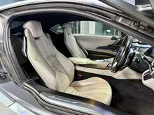 BMW I8 FINISHED IN CRYSTAL WHITE (PEARL)