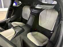 BMW I8 FINISHED IN CRYSTAL WHITE (PEARL)