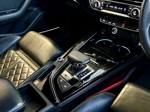 3.0 TDI V6 Black Edition Saloon 4dr Diesel Tiptronic quattro Euro 6 (s/s) (347 ps)