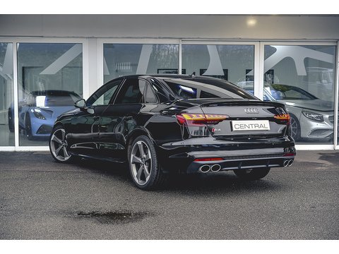 3.0 TDI V6 Black Edition Saloon 4dr Diesel Tiptronic quattro Euro 6 (s/s) (347 ps)