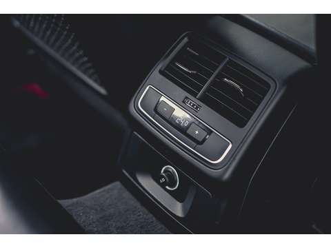 3.0 TDI V6 Black Edition Saloon 4dr Diesel Tiptronic quattro Euro 6 (s/s) (347 ps)