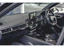 AUDI S4 FINISHED IN MYTHOS BLACK