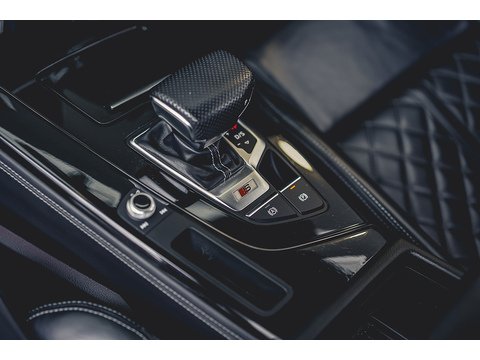 3.0 TDI V6 Black Edition Saloon 4dr Diesel Tiptronic quattro Euro 6 (s/s) (347 ps)