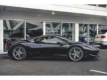 FERRARI 458 ITALIA FINISHED IN NERO DYATONA