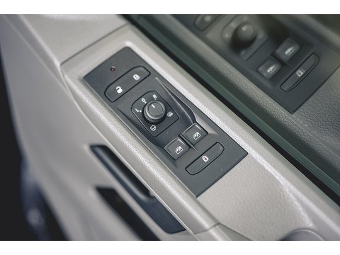 2.0 BiTDI T32 Highline Kombi Double Cab 5dr Diesel DSG 4Motion SWB Euro 6 (s/s) (204 ps)