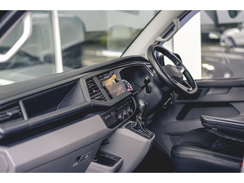 2.0 BiTDI T32 Highline Kombi Double Cab 5dr Diesel DSG 4Motion SWB Euro 6 (s/s) (204 ps)