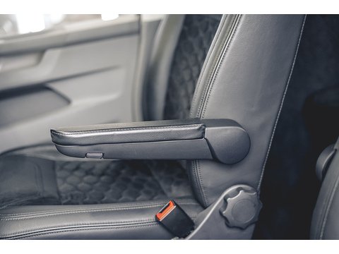 2.0 BiTDI T32 Highline Kombi Double Cab 5dr Diesel DSG 4Motion SWB Euro 6 (s/s) (204 ps)