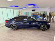 BMW M5 FINISHED IN TANZINITE BLUE