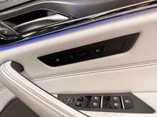 BMW M5 FINISHED IN TANZINITE BLUE