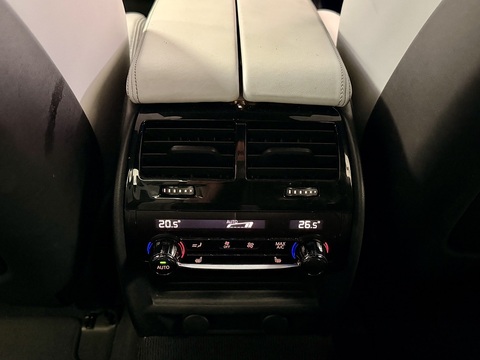 4.4 V8 GPF Saloon 4dr Petrol Steptronic xDrive Euro 6 (s/s) (600 ps)