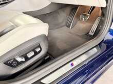 BMW M5 FINISHED IN TANZINITE BLUE