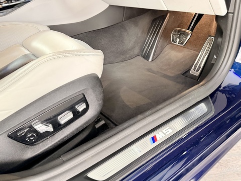 4.4 V8 GPF Saloon 4dr Petrol Steptronic xDrive Euro 6 (s/s) (600 ps)