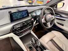 BMW M5 FINISHED IN TANZINITE BLUE