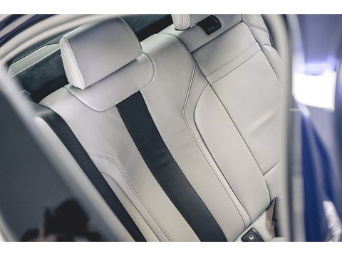 4.4 V8 GPF Saloon 4dr Petrol Steptronic xDrive Euro 6 (s/s) (600 ps)
