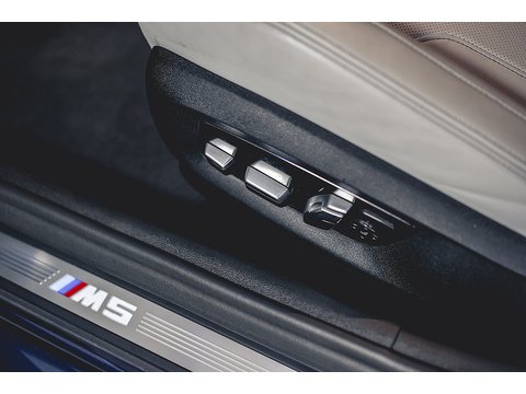 4.4 V8 GPF Saloon 4dr Petrol Steptronic xDrive Euro 6 (s/s) (600 ps)