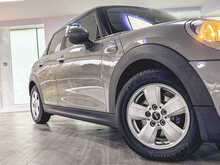 MINI ONE FINISHED IN MOONWALK GREY