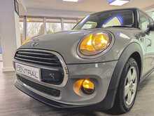 MINI ONE FINISHED IN MOONWALK GREY