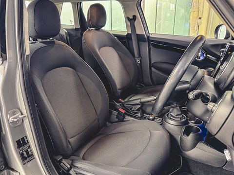 1.2 One Hatchback 5dr Petrol Manual Euro 6 (s/s) (102 ps)