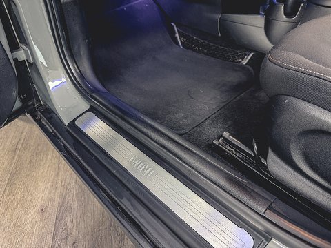 1.2 One Hatchback 5dr Petrol Manual Euro 6 (s/s) (102 ps)