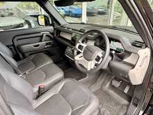 LAND ROVER DEFENDER 90 X-DYNAMIC