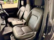 LAND ROVER DEFENDER 90 X-DYNAMIC