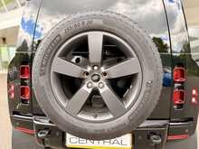 LAND ROVER DEFENDER 90 X-DYNAMIC