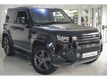 LAND ROVER DEFENDER 90 X-DYNAMIC