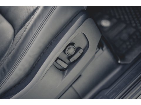 3.0 D250 MHEV X-Dynamic HSE Hard Top SUV 3dr Diesel Auto 4WD SWB Euro 6 (s/s) (250 ps)