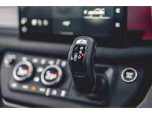 LAND ROVER DEFENDER 90 X-DYNAMIC