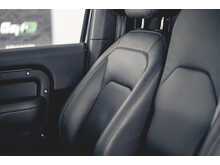 LAND ROVER DEFENDER 90 X-DYNAMIC