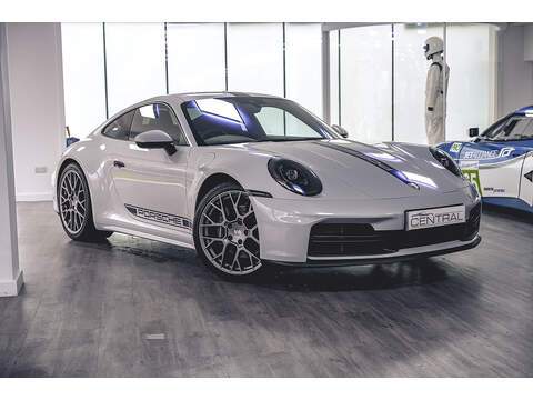 3.0T 992 Carrera Coupe 2dr Petrol PDK Euro 6 (s/s) (394 ps)