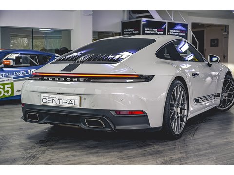 3.0T 992 Carrera Coupe 2dr Petrol PDK Euro 6 (s/s) (394 ps)