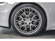 PORSCHE 911 992.2 CARRERA FINISHED IN ICE GREY