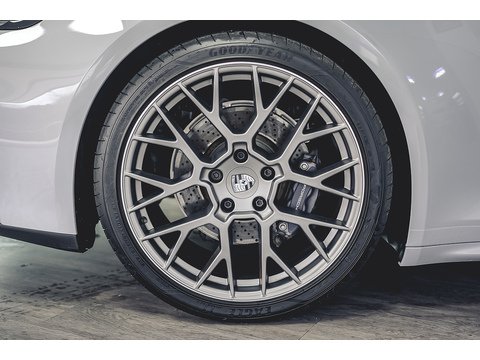 3.0T 992 Carrera Coupe 2dr Petrol PDK Euro 6 (s/s) (394 ps)