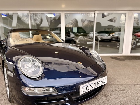 3.8 997 Carrera S Cabriolet 2dr Petrol Manual (277 g/km, 350 bhp)