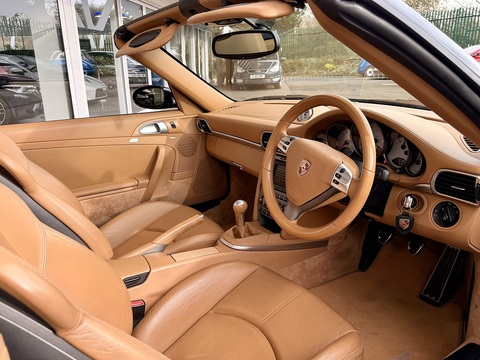 3.8 997 Carrera S Cabriolet 2dr Petrol Manual (277 g/km, 350 bhp)